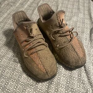 Yeezys 360 no box size 11 fit in a 10.5 wear them once